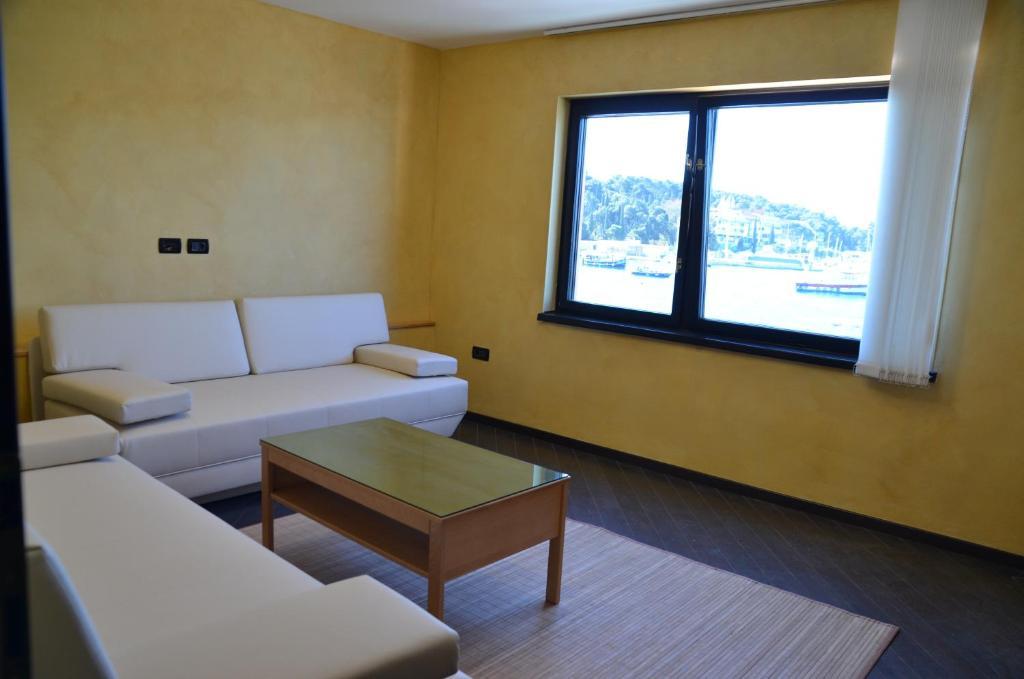 Apartments Ana City Rovinj Ngoại thất bức ảnh
